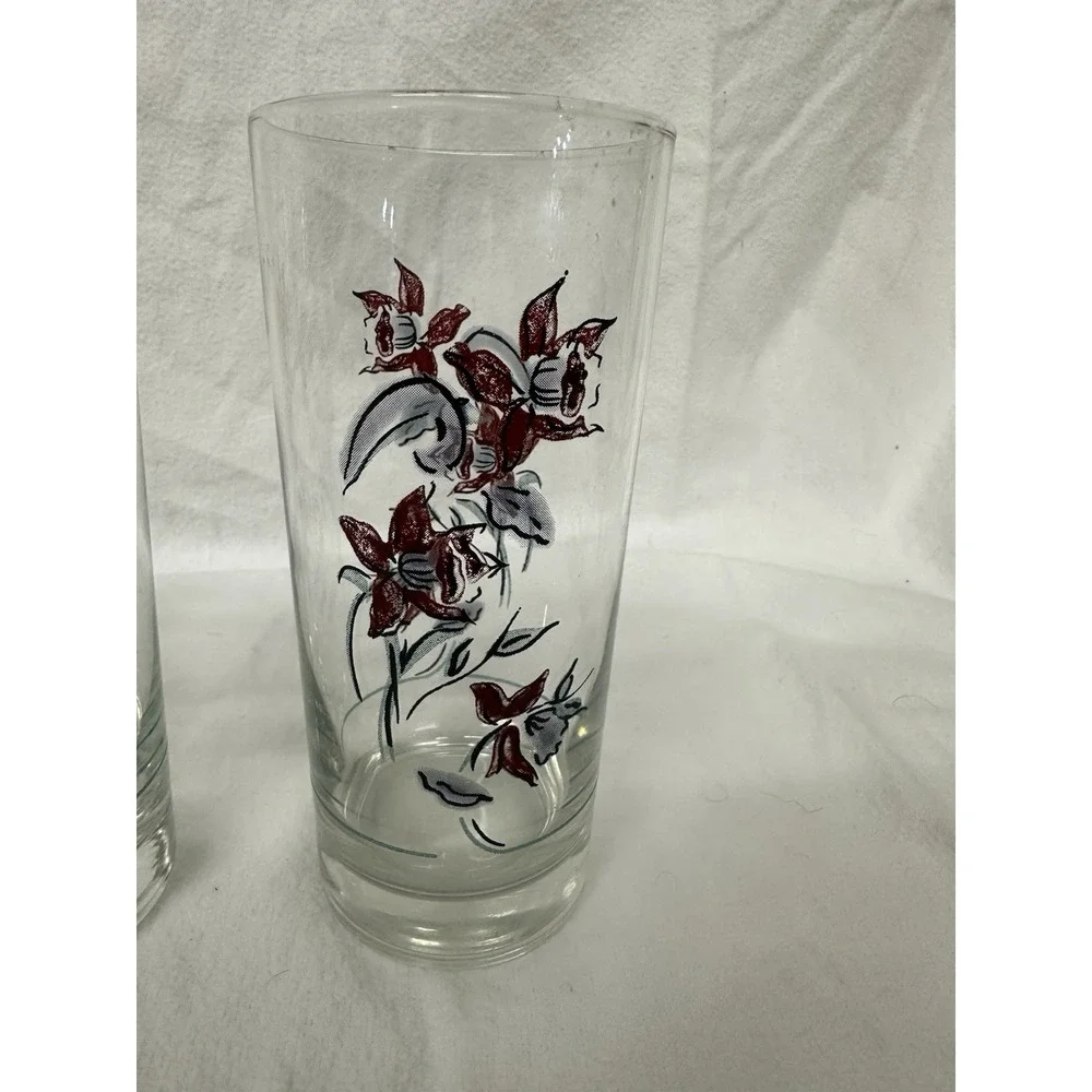 Red Daffodil Flower Glasses Tumblers 6.25